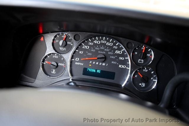 2013 Chevrolet Express Cargo Van RWD 2500 135" - 22981580 - 33