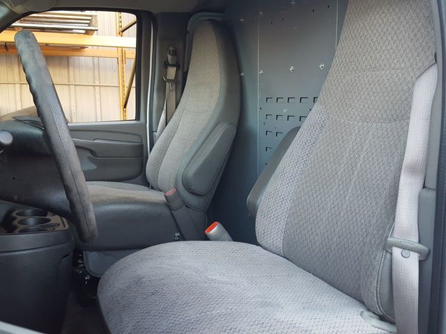 2013 Chevrolet Express Cargo Van RWD 2500 135" - 18958384 - 11