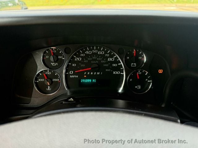 2013 Chevrolet Express Cargo Van RWD 2500 155" - 23062361 - 12