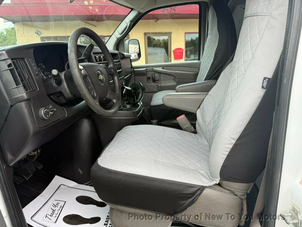 2013 Chevrolet Express Cargo Van photo 2