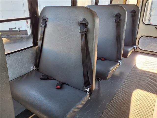 2013 Chevrolet Express Commercial Cutaway 3500 Van 139" - 22770069 - 14