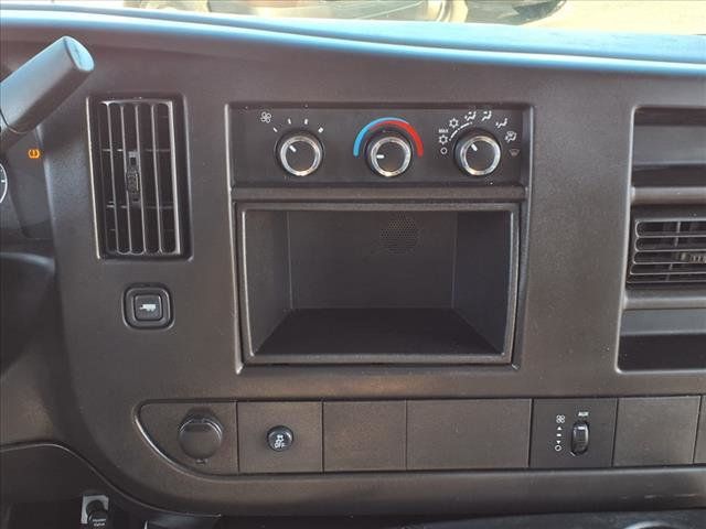 2013 Chevrolet Express Commercial Cutaway 3500 Van 139" - 22770069 - 20