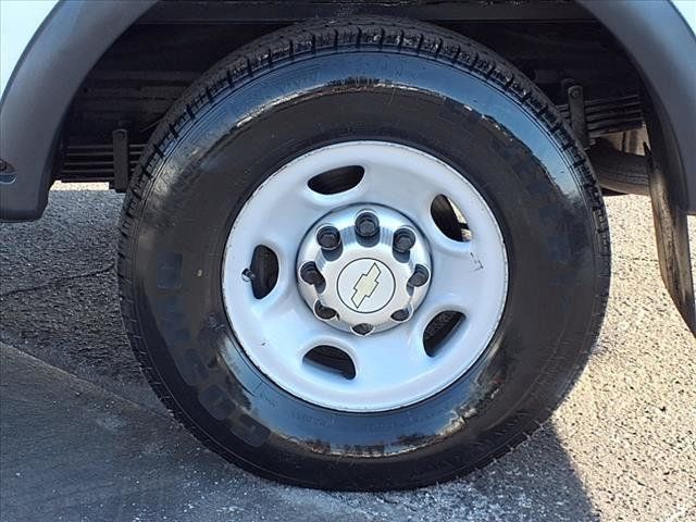 2013 Chevrolet Express Commercial Cutaway 3500 Van 139" - 22770069 - 38