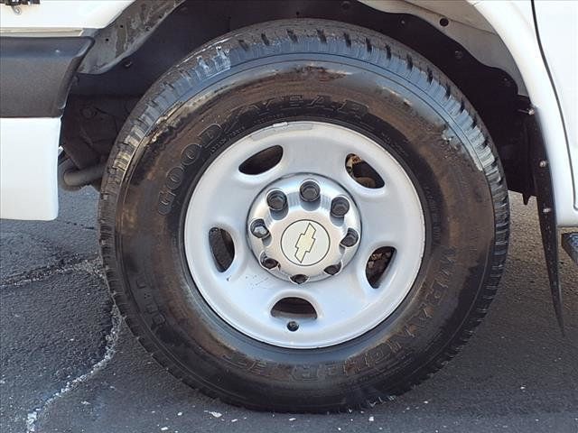 2013 Chevrolet Express Commercial Cutaway 3500 Van 139" - 22770069 - 40