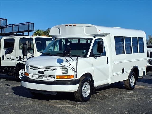 2013 Chevrolet Express Commercial Cutaway 3500 Van 139" - 22770069 - 8