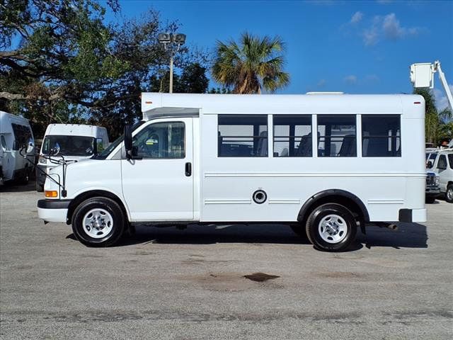 2013 Chevrolet Express Commercial Cutaway 3500 Van 139" - 22776601 - 7