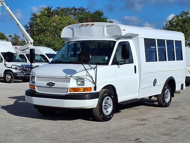 2013 Chevrolet Express Commercial Cutaway 3500 Van 139" - 22776601 - 8