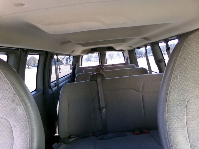 2013 Chevrolet Express Passenger 15 PASS LT - 22948610 - 13