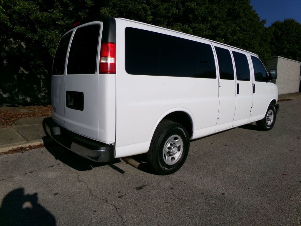 2013 Chevrolet Express Passenger 15 PASS LT - 22948610 - 5