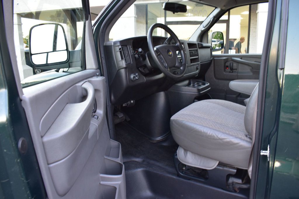 2013 Chevrolet Express Passenger RWD 3500 155" LS w/1LS - 23024996 - 15