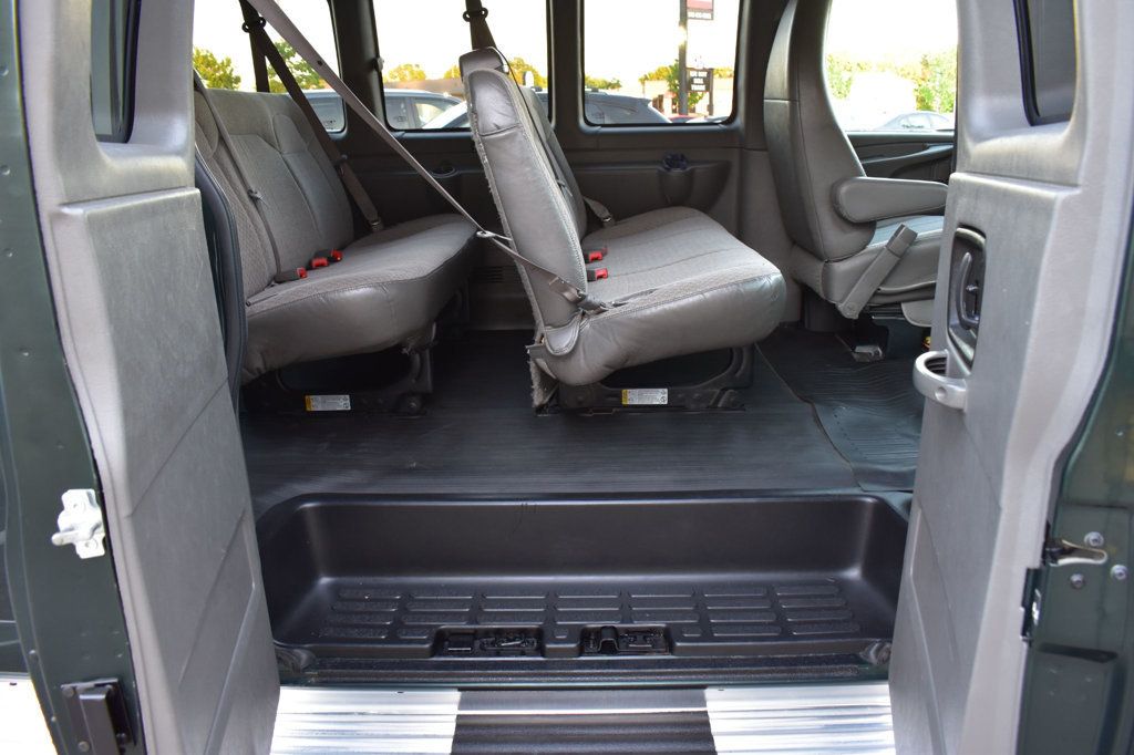 2013 Chevrolet Express Passenger RWD 3500 155" LS w/1LS - 23024996 - 17