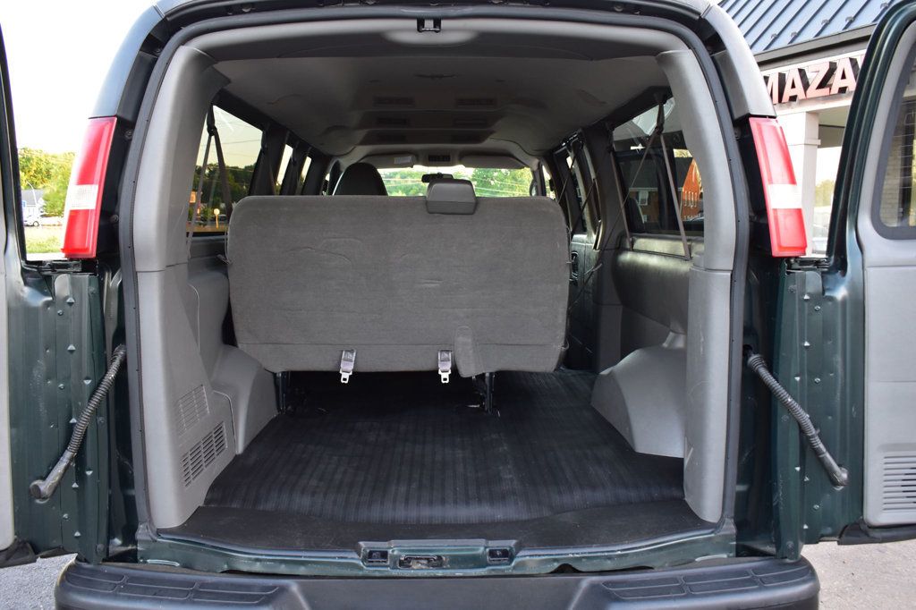 2013 Chevrolet Express Passenger RWD 3500 155" LS w/1LS - 23024996 - 21