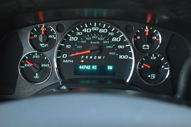 2013 Chevrolet Express Passenger RWD 3500 155" LS w/1LS - 23024996 - 25