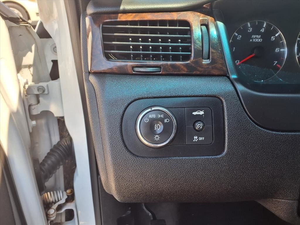 2013 Chevrolet Impala 4dr Sedan LTZ - 22915398 - 9