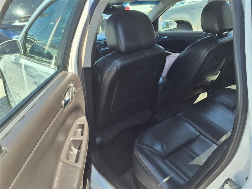 2013 Chevrolet Impala 4dr Sedan LTZ - 22915398 - 11