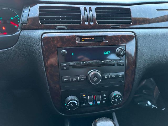 2013 Chevrolet Impala 4dr Sedan LTZ - 22943158 - 32