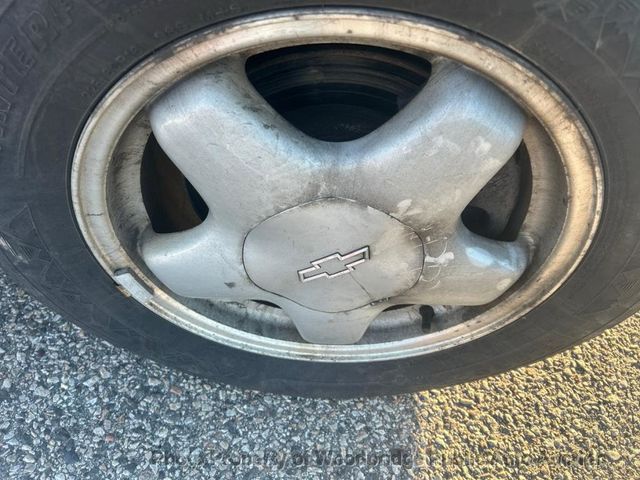 2013 Chevrolet Impala LS - 22975959 - 11