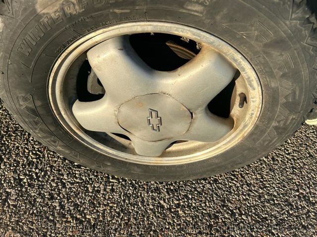 2013 Chevrolet Impala LS - 22975959 - 12