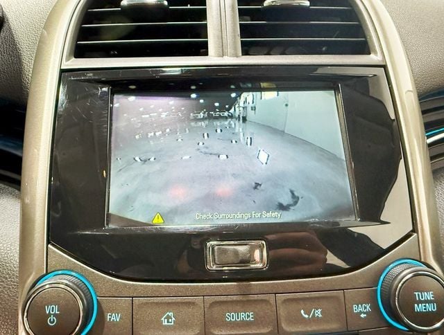 2013 Chevrolet Malibu 1LT Eco photo 16