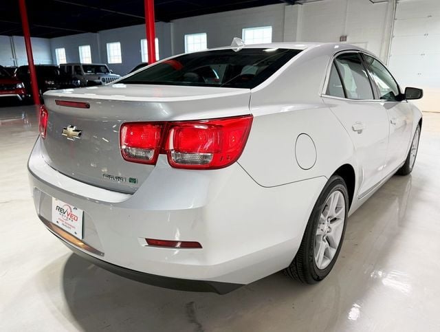 2013 Chevrolet Malibu 1LT Eco photo 6