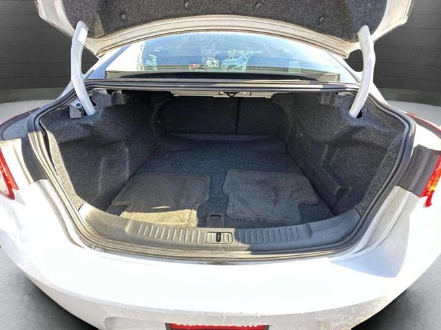 2013 Chevrolet Malibu 4dr Sedan LT w/1LT - 22943744 - 9