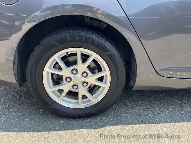 2013 Chevrolet Malibu LS - 23050863 - 10