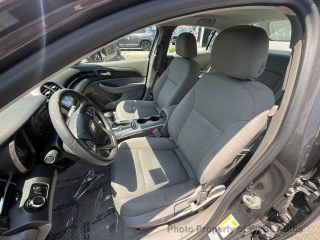 2013 Chevrolet Malibu LS - 23050863 - 12
