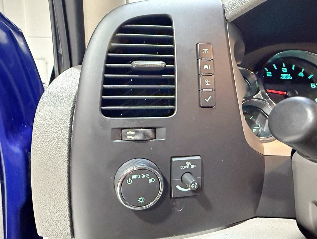 2013 Chevrolet Silverado 1500 4WD Crew Cab 143.5" LT - 22947712 - 12