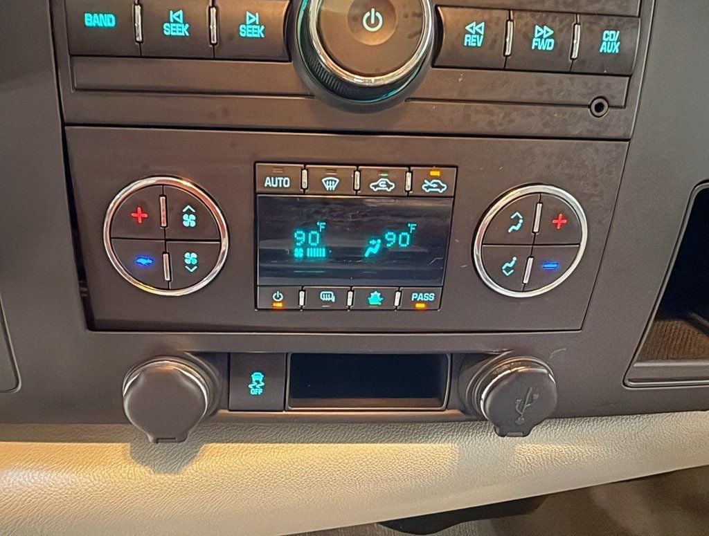 2013 Chevrolet Silverado 1500 4WD Crew Cab 143.5" LT - 22947712 - 16