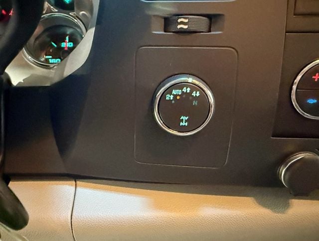 2013 Chevrolet Silverado 1500 4WD Crew Cab 143.5" LT - 22947712 - 17