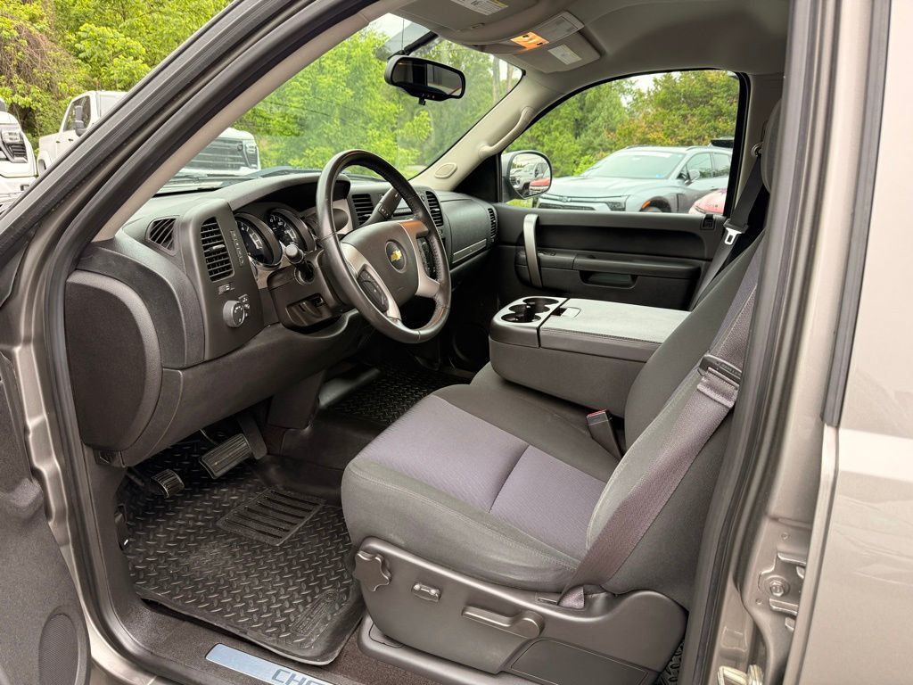 2013 Chevrolet Silverado 1500 4WD Crew Cab 143.5" LT - 23030535 - 16