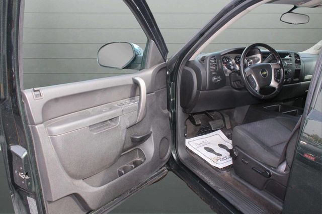 2013 Chevrolet Silverado 1500 4WD Crew Cab 143.5" LT - 22933745 - 9