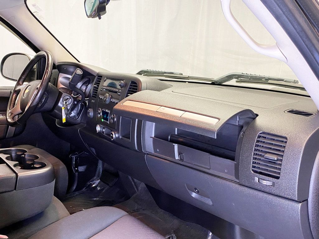 2013 Chevrolet Silverado 1500 4WD Ext Cab 143.5" LT - 22934333 - 41