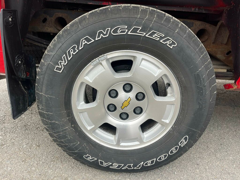 2013 Chevrolet Silverado 1500 Extended Cab Short Bed 4x4 Priced Right!  - 22986489 - 12