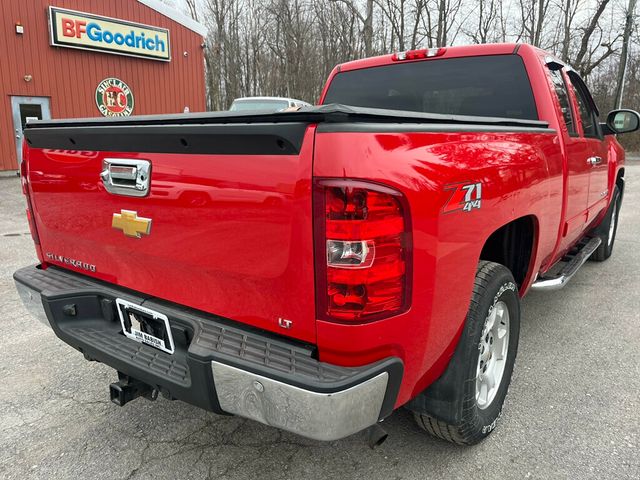 2013 Chevrolet Silverado 1500 Extended Cab Short Bed 4x4 Priced Right!  - 22986489 - 2