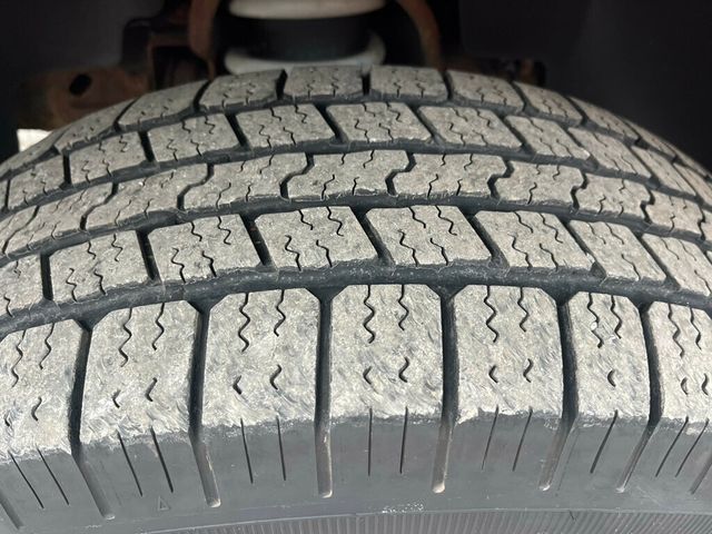 2013 Chevrolet Silverado 1500 Extended Cab Short Bed 4x4 Priced Right!  - 22986489 - 36