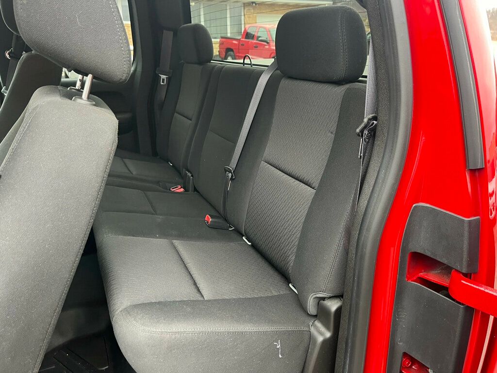 2013 Chevrolet Silverado 1500 Extended Cab Short Bed 4x4 Priced Right!  - 22986489 - 39