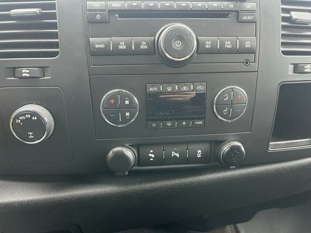 2013 Chevrolet Silverado 1500 Extended Cab Short Bed 4x4 Priced Right!  - 22986489 - 57