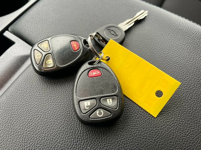 2013 Chevrolet Silverado 1500 Extended Cab Short Bed 4x4 Priced Right!  - 22986489 - 60