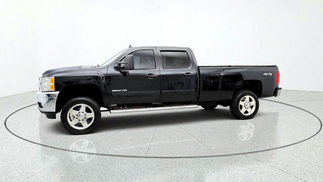2013 Chevrolet Silverado 2500HD 4WD Crew Cab 167.7'' LTZ w/ Duramax, Allison & Heated Seats - 23095754 - 7