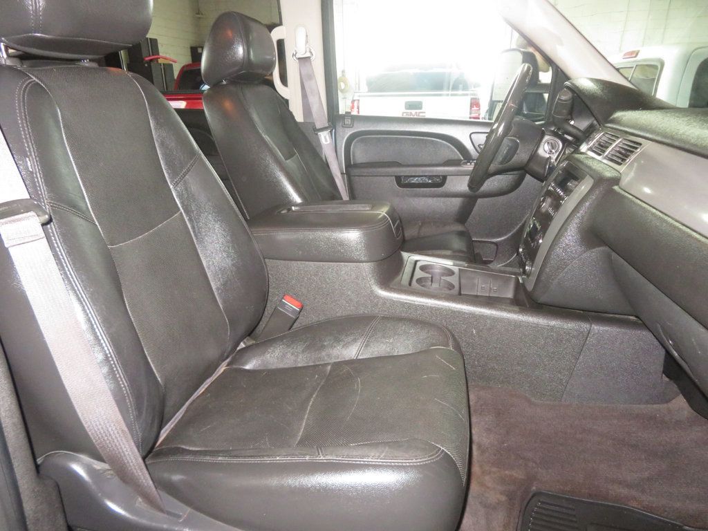 2013 Chevrolet Silverado 2500HD 4X4 CREWCAB DURAMAX DIESEL LTZ LEATHER 1OWNER AZ TRUCK LOW MILES - 22948183 - 38