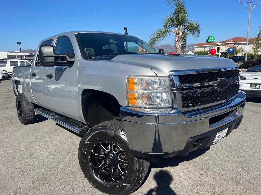 2013 Chevrolet Silverado 2500HD LT - 22592804 - 3