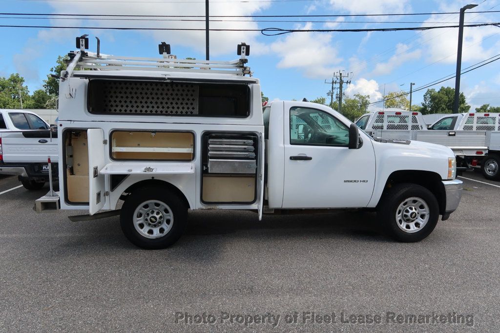 2013 Chevrolet Silverado 2500HD Silverado 2500 2WD Enclosed Fiberglass Utility Ladder Rack - 23064731 - 16