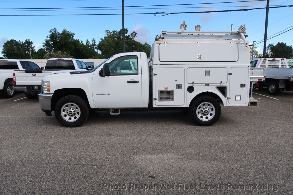 2013 Chevrolet Silverado 2500HD Silverado 2500 2WD Enclosed Fiberglass Utility Ladder Rack - 23064731 - 1