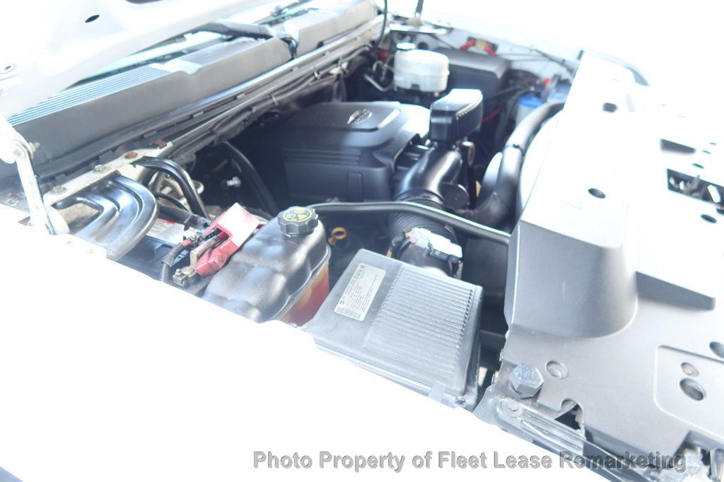 2013 Chevrolet Silverado 2500HD Silverado 2500 2WD Enclosed Fiberglass Utility Ladder Rack - 23064731 - 26