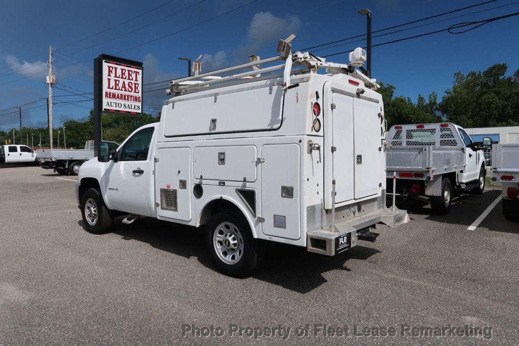 2013 Chevrolet Silverado 2500HD Silverado 2500 2WD Enclosed Fiberglass Utility Ladder Rack - 23064731 - 2