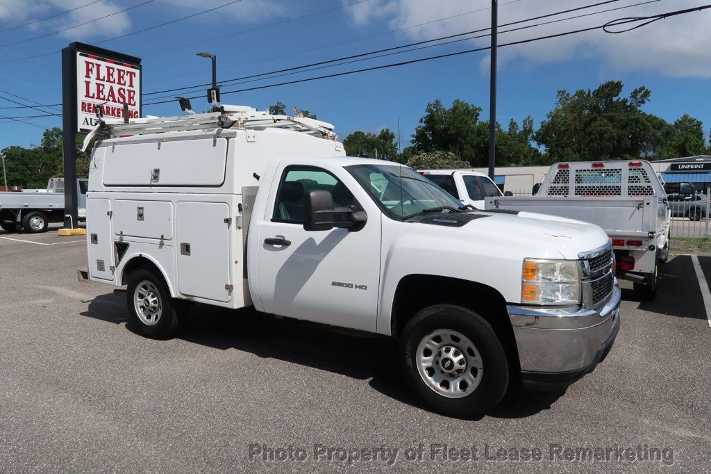 2013 Chevrolet Silverado 2500HD Silverado 2500 2WD Enclosed Fiberglass Utility Ladder Rack - 23064731 - 6