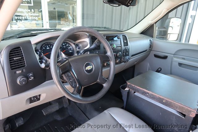 2013 Chevrolet Silverado 2500HD Silverado 2500HD 2WD Reg Cab Enc Fiberglass Utility Rack - 23036381 - 9