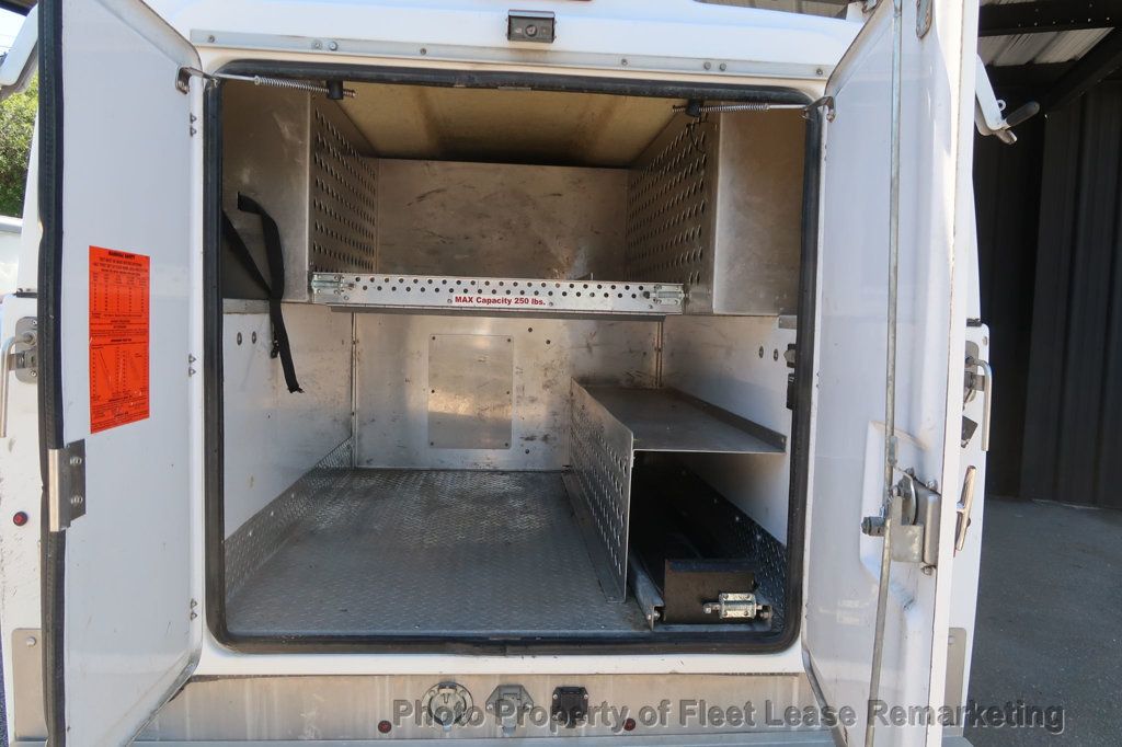2013 Chevrolet Silverado 2500HD Silverado 2500HD 2WD Reg Cab Enc Fiberglass Utility Rack - 23036381 - 15