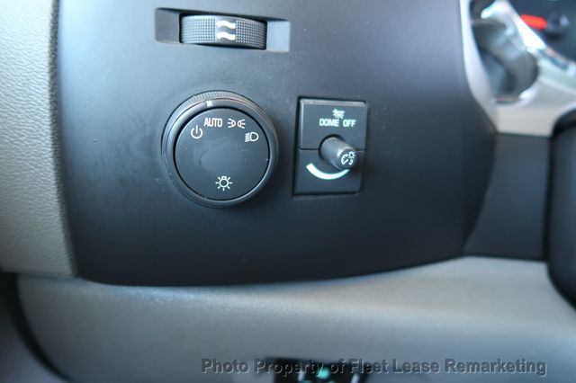 2013 Chevrolet Silverado 2500HD Silverado 2500HD 2WD Reg Cab Enc Fiberglass Utility Rack - 23036381 - 31
